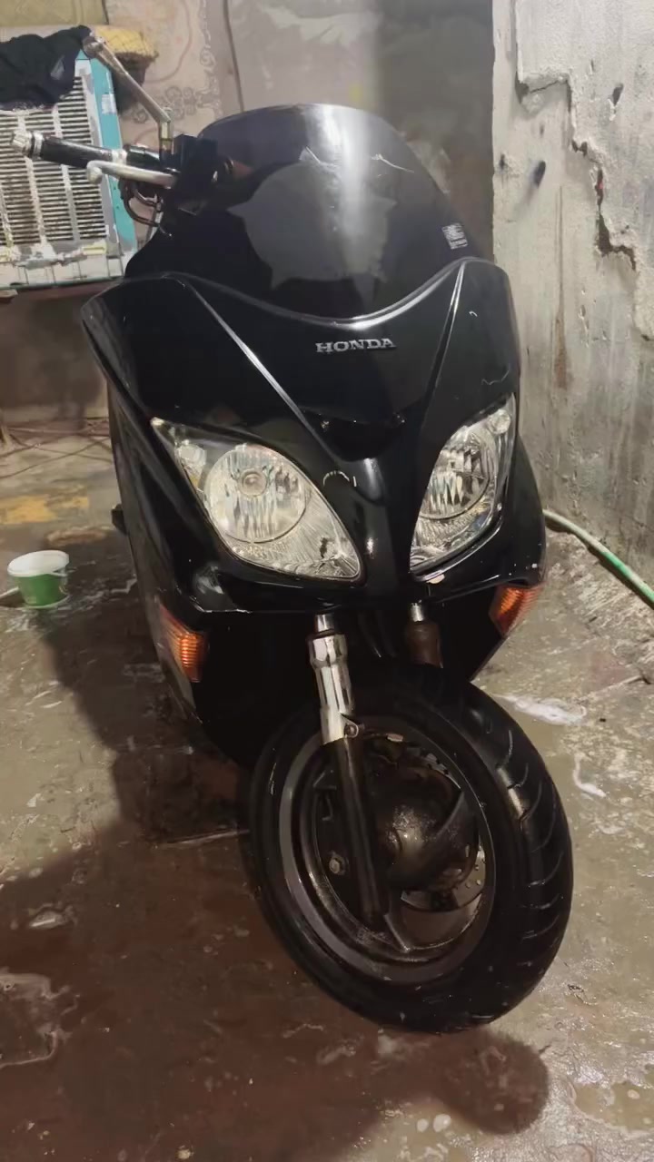 سلام عليكم حبايب هاي الفورزه للبيع كلشي مابيها ونضيفه وشغاله 100% بس رايدلها باتري اصلي وتشتغل مكاني كربلاء و العسر 600للتواصل *********** او ادخال ع الخاص
