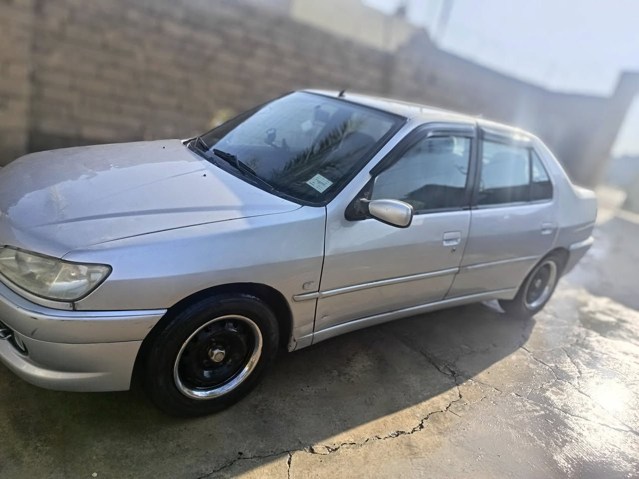 بيجو306 للبيع موديل 2001 الماني بأسمي السنوية لل2027 ضررها جاملغ السكن  معدل عالبارد والبنيد مبدل شركة السعر 45 المكان بيجي للاستفسار الاتصال على الرقم ***********
