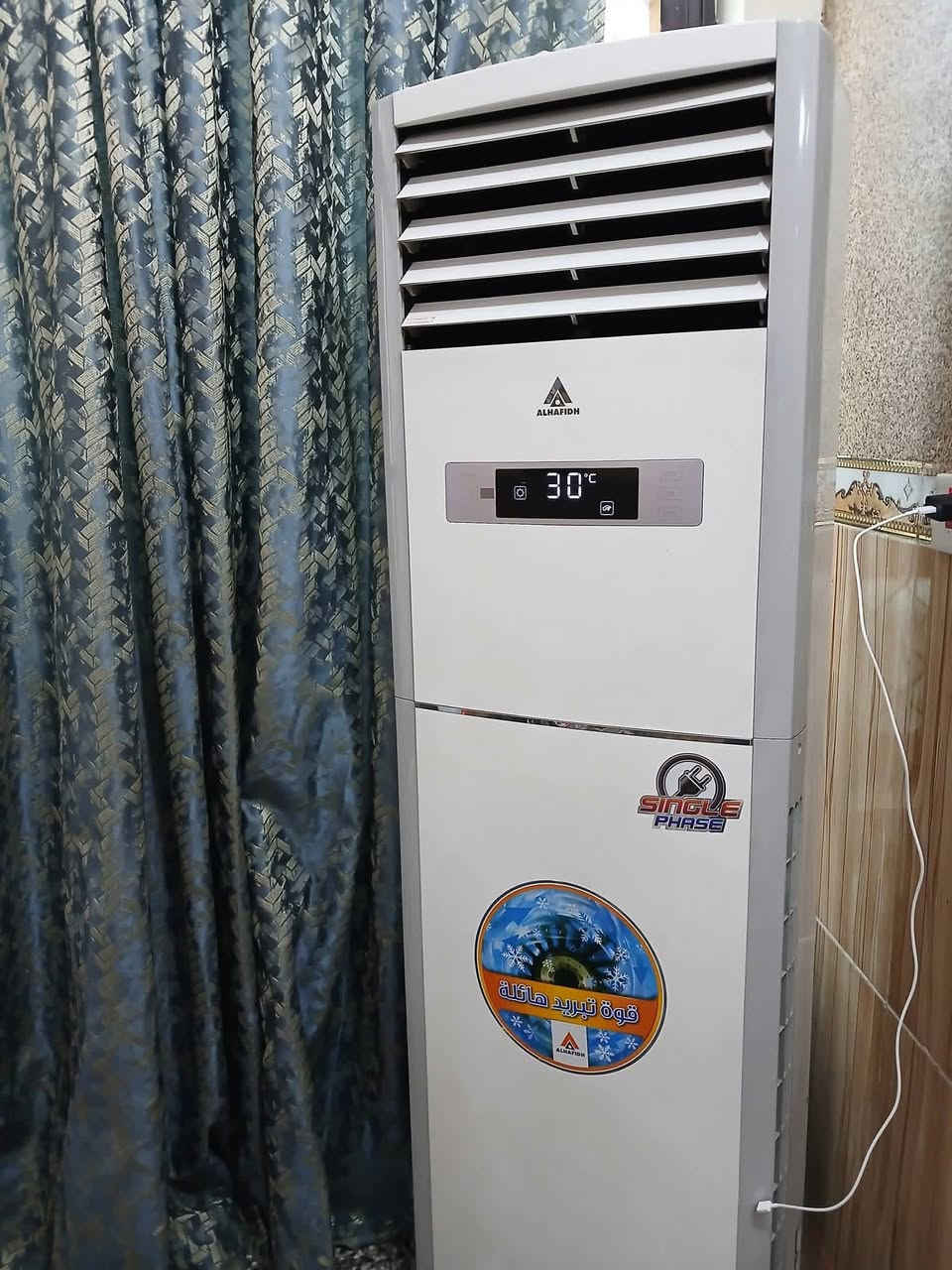 سبلت كنتور الحافظ جهاز جديد حيل مستخدم قليل طنين وثلث يعني ٣ اطنان تقريبا
سعر مناسب بسبب الانتقال الى بيت ثاني بعيد وماكدر اخذه جهاز جديد الله شاهد تبريد تدفئة كفاله تجي تفحص وتشوف بعينك 
*********** خابرني ودلل وتساب موجود
ب ٨٠٠ وبي مجال  مكاني رئاسة العبيدي

