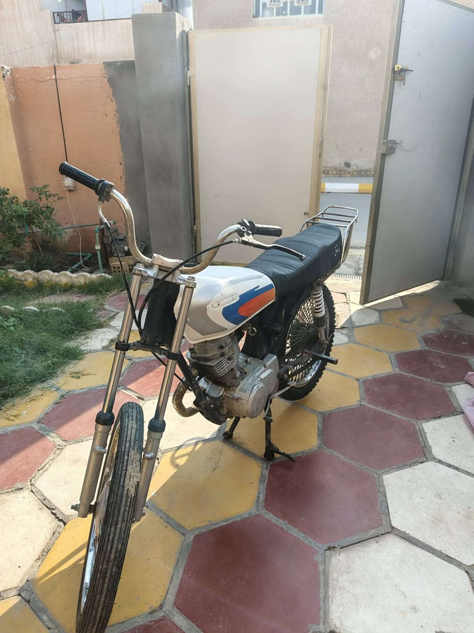 للبيع تايكر ٢٠ مكينه نامه أصل كلك ٢٤٠ وبيه مجال ***********
