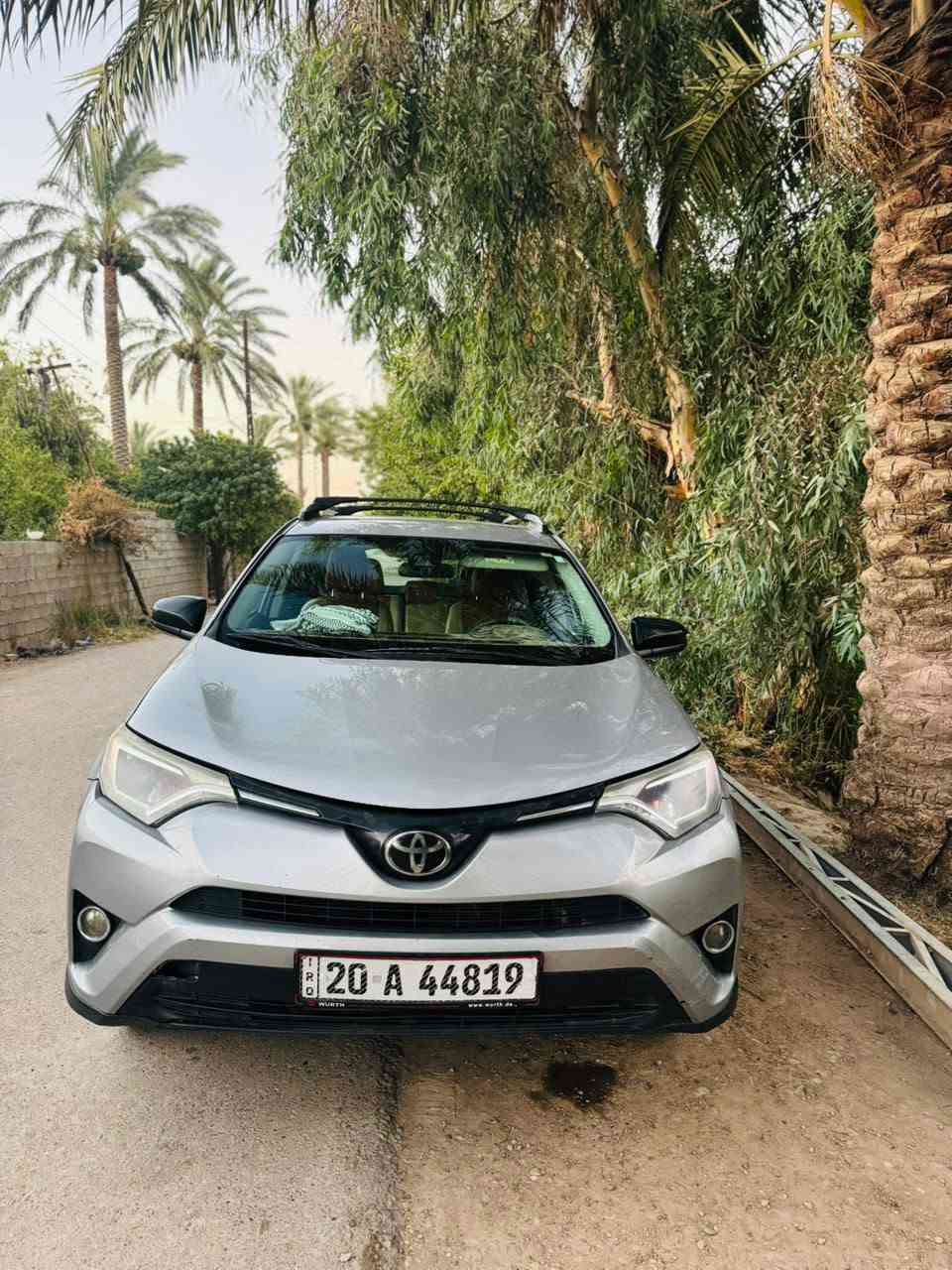 راف فور موديل ١٨ وارد أمريكي  مواصفات LE ضرر خلفي محرك ٢٥٠٠ فور ويل السيارة احله من الصور و على ايد وحده 
للاستفسار ***********
