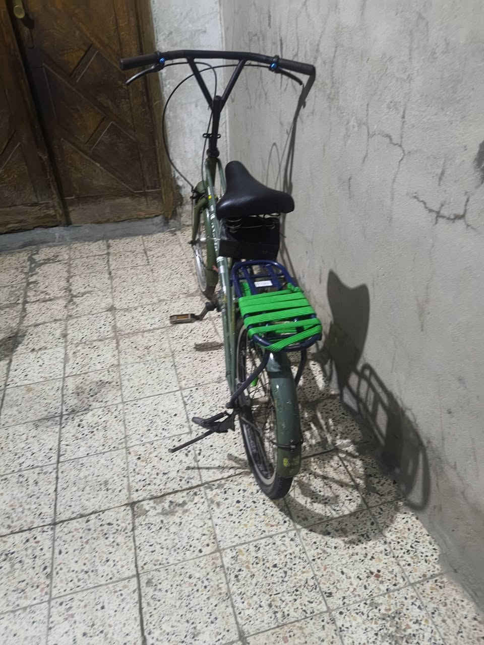 السلام عليكم بايسكل حجم 20 تكسي ياباني مال حاويه للبيع السعر خاص المكان الامين  رقم *********** موجود واتساب
