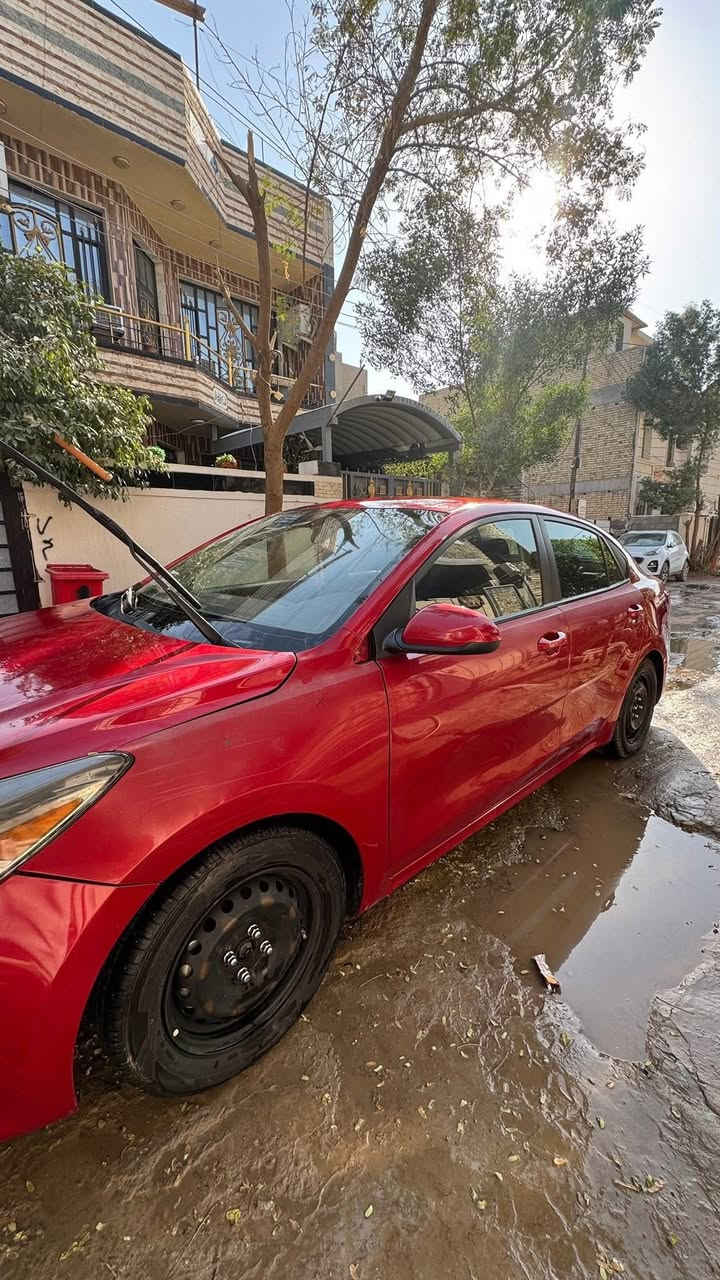 للبيع  كلشي موضح ب منشور الصور والسونار ✅
سلام عليكم 

كيا ريو موديل 19 ✅

فئه S✅

كير AT المرغوب ✅

صدر جديد مصارله سبوع ✅

صدر جديد ✅

نضام ECO✅

نضام  Sport ✅

تحكمات ستيرن فول ✅

سياره نضيفه وحلوه ونصبتها حلوه ✅

سيارة كامله ✅

الجهه اليسار الجاملغ فقط جارد 

كير محرك كله مكفول

تبريد يخبل الله شاهد

مكاني بغداد

  

رقمي ***********✅

السعر 100 ماكو هيج سعر ✅
