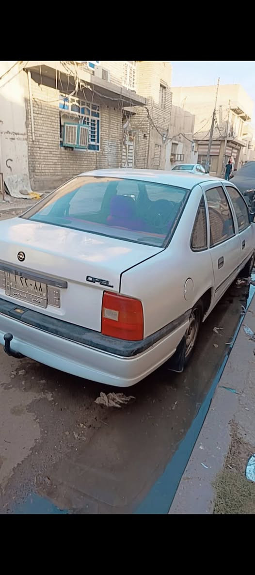 ‏اوبل فكترا /1992
‏رقمه قادسيه رقم مميز 
‏سنويه صاقطه 
‏محرق 1600 
‏تبريد تدفئة 
‏كير عادي  محرك نضيف 
‏مكاني بغداد  
‏السعر 30 ورقه وبيه مجال  
‏***********
‏***********
