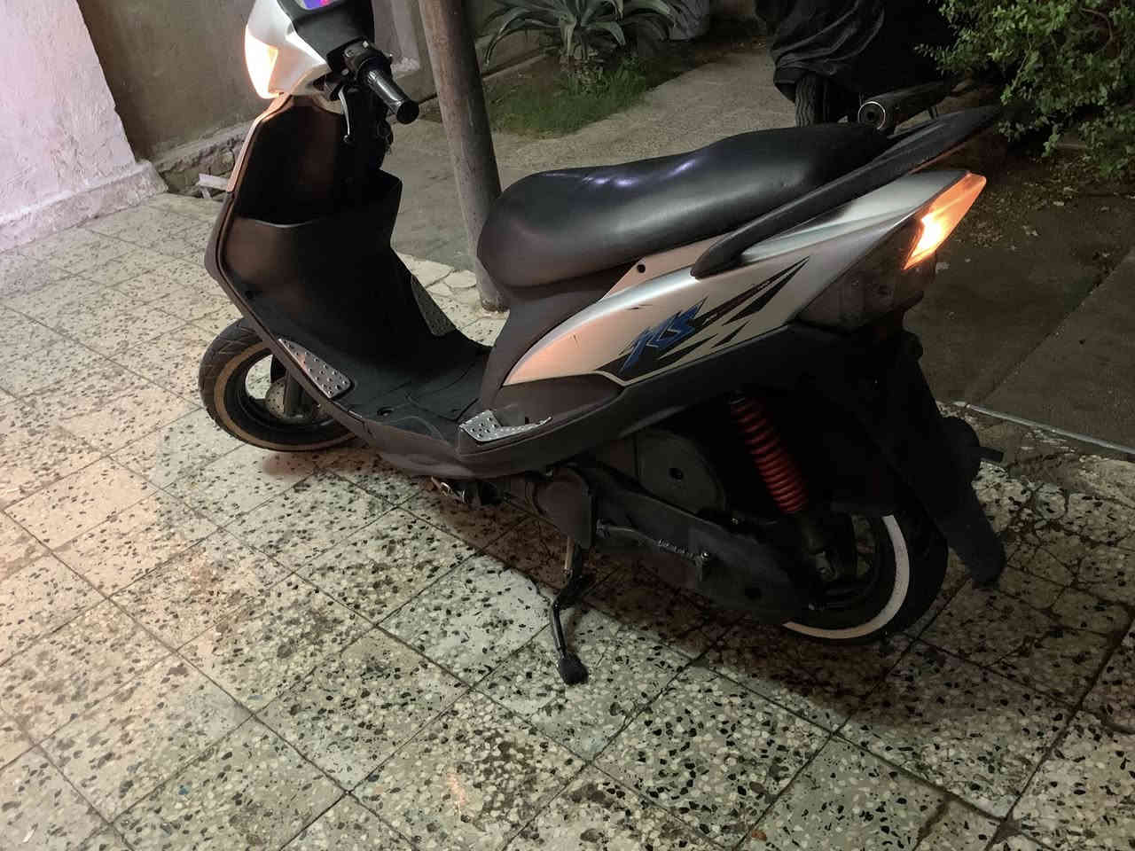 دراجه ماكس عدله نكره سلف هندر تشتغل بوشه 55 بلادي مكينه خرس ماتسمعله صوت الدراجه شلعه معدل السعر (650) اوبيها مجال للشراي رقمي ***********واتساب
