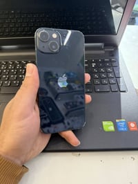 ايفون 13 عادي ذاكرة 128 جهاز بلادي وتر  ممفتوح ولامصلح بطارية 77 فيس ا...