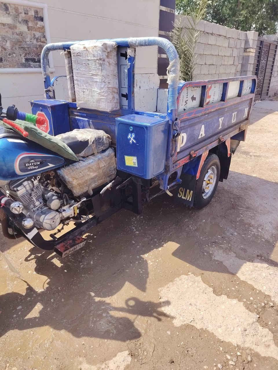 سلام عليكم ستوته للبيع موديل 18 اوراق ستوته لا لحيم ولا خياس ضفيرا جديده كهربايات كلها شغاله سلف هندر شغال مابيها نقص سعر مليون 700 متواجد خاص اتصل ***********
