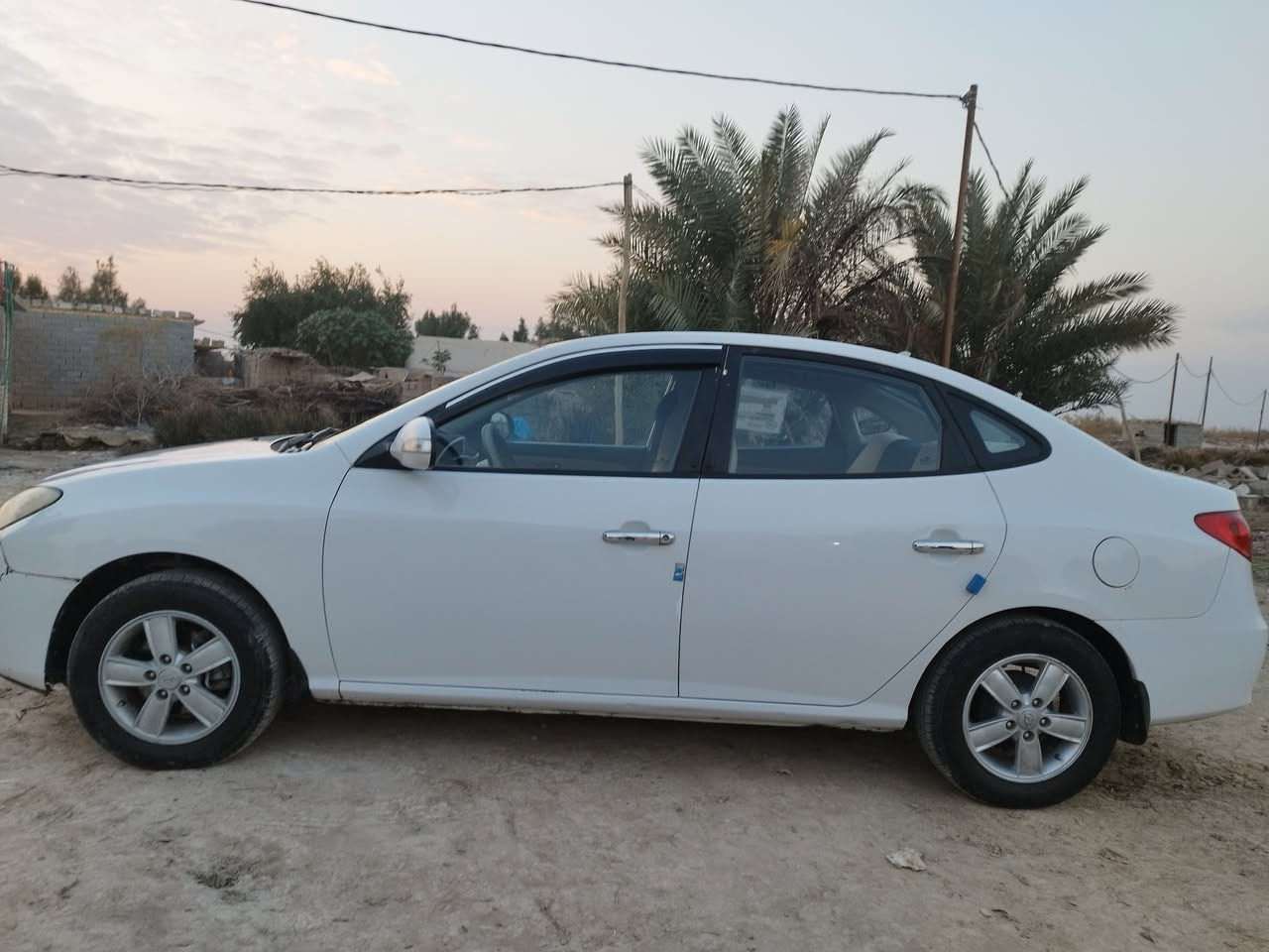 لانتره 10مكينه 1600دكشن عالي السعر 110رقم سليمانيه الجديد انكليزي العنوان واسط لاحرار ***********
