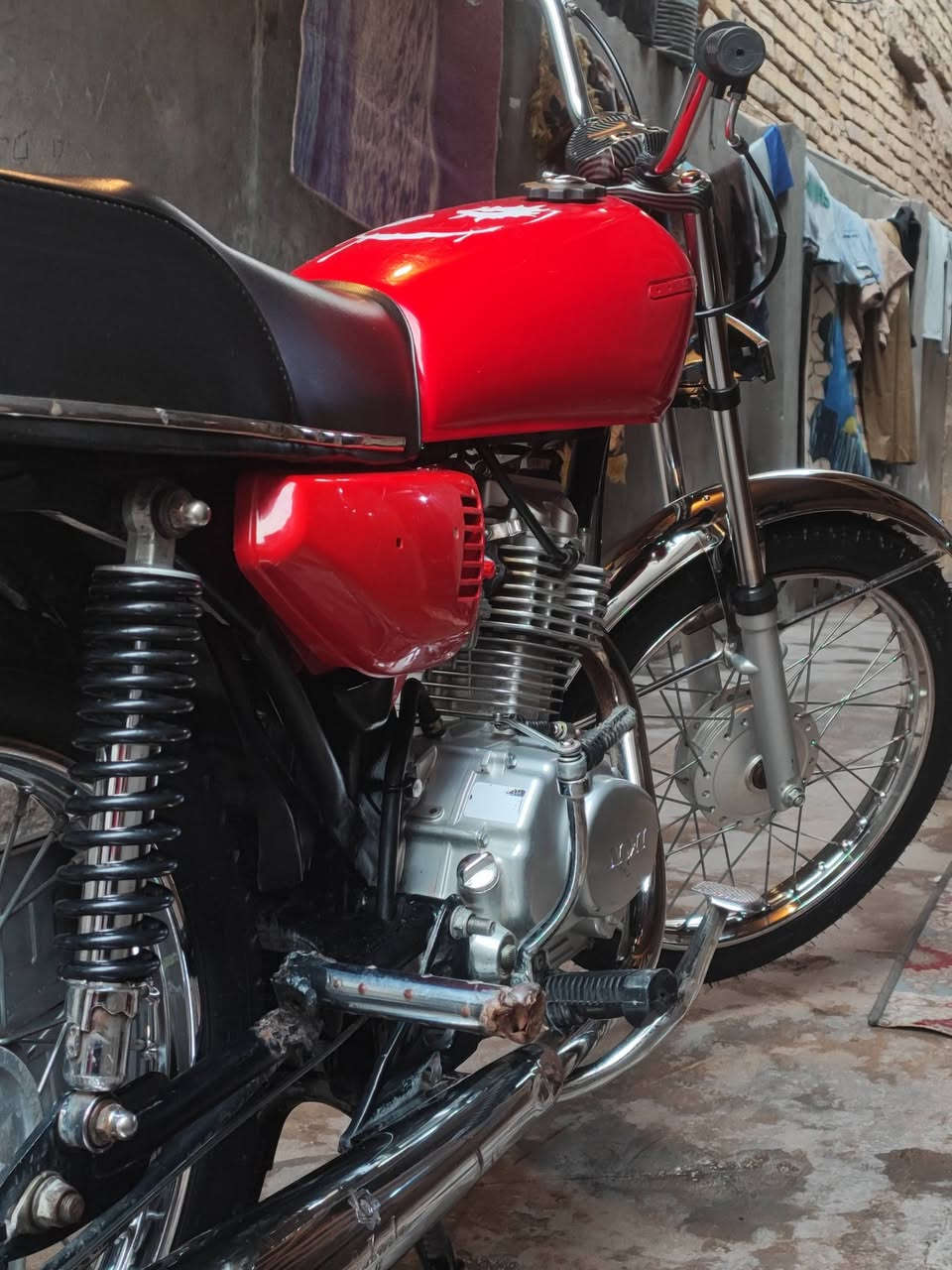 سلام عليكم دراجة نامة شلامجه تعمير ٢١ اوراق اصولي السعر ٨٠٠ فقط ولفات ***********
