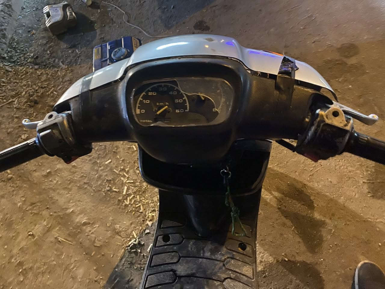 بطه 60 كله شغاله مكينه خير من الله تايرات جدد نقصه نكره هندر نقصه سلف ودبلات اماميه السعر 225 مكان حي الجهاد


**إذا كنت صاحب هذا الإعلان وتريد حذفه لأي سبب، رجاءا أرسل رسالة إلى الدعم الفني**