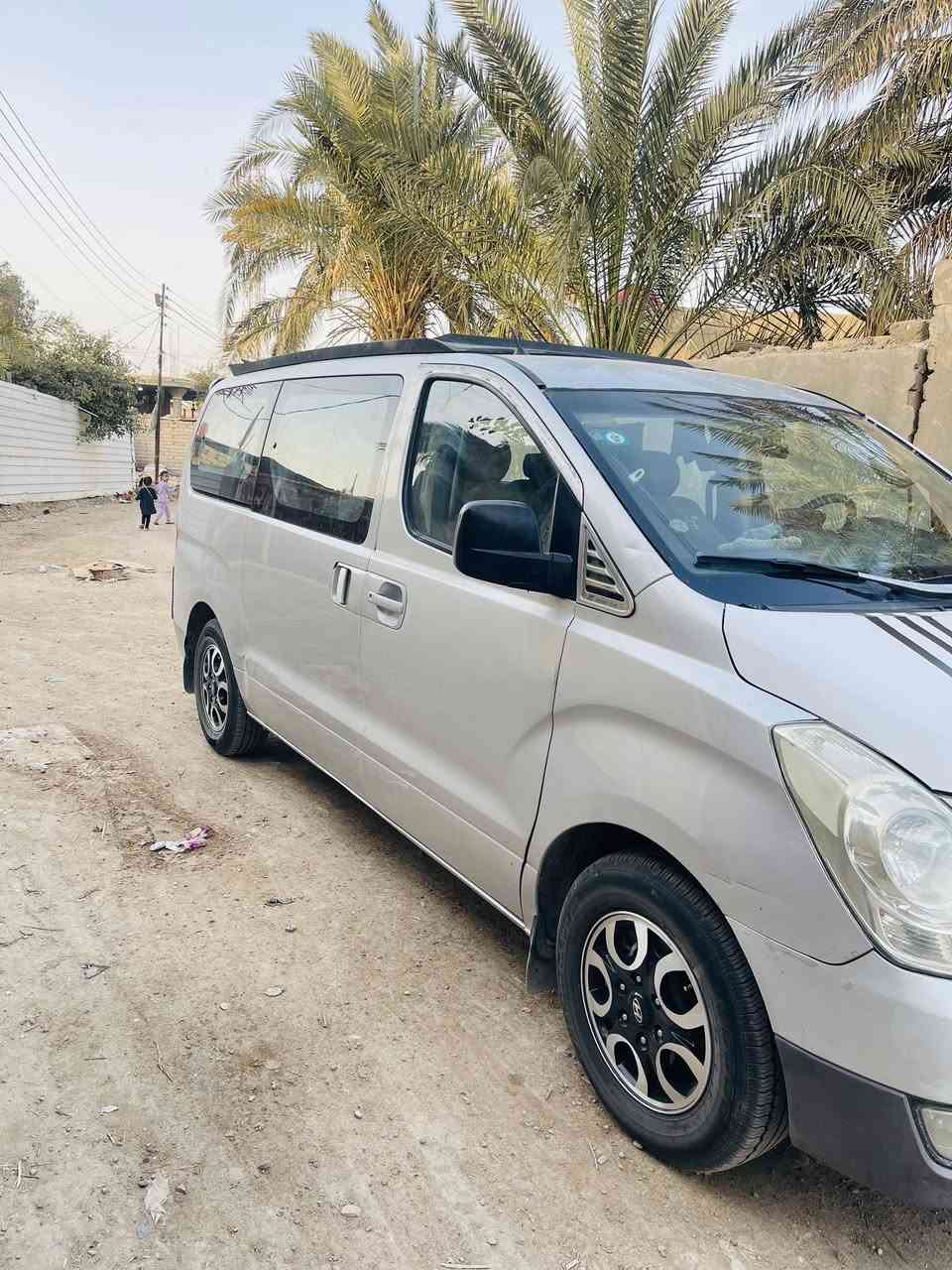 يا الله سلام عليكم اخوان سيارة ستاركس مديل 2008 سيارة شوّفت عينك جديده وحلوة مال جاني سيارة جهازة الخير وقطره مال خياس ما بيه سارة متعوب عليها رقمها بغداد نكليزي الجديد سويتها صارله 3ايام من سقطتت سيارة ضررها بيها جاملغ من كوريا صبغ بس وبيه جنطه تبديل وسونارها عندي موجود مكينه كير كله جديد خير من الله السيارة مفتوح مو مسكر سعرها 125 بيه مجال عنواني ناصرية قضاء الجبايش هاذ رقمي *********** ما متواجد على الفيس
