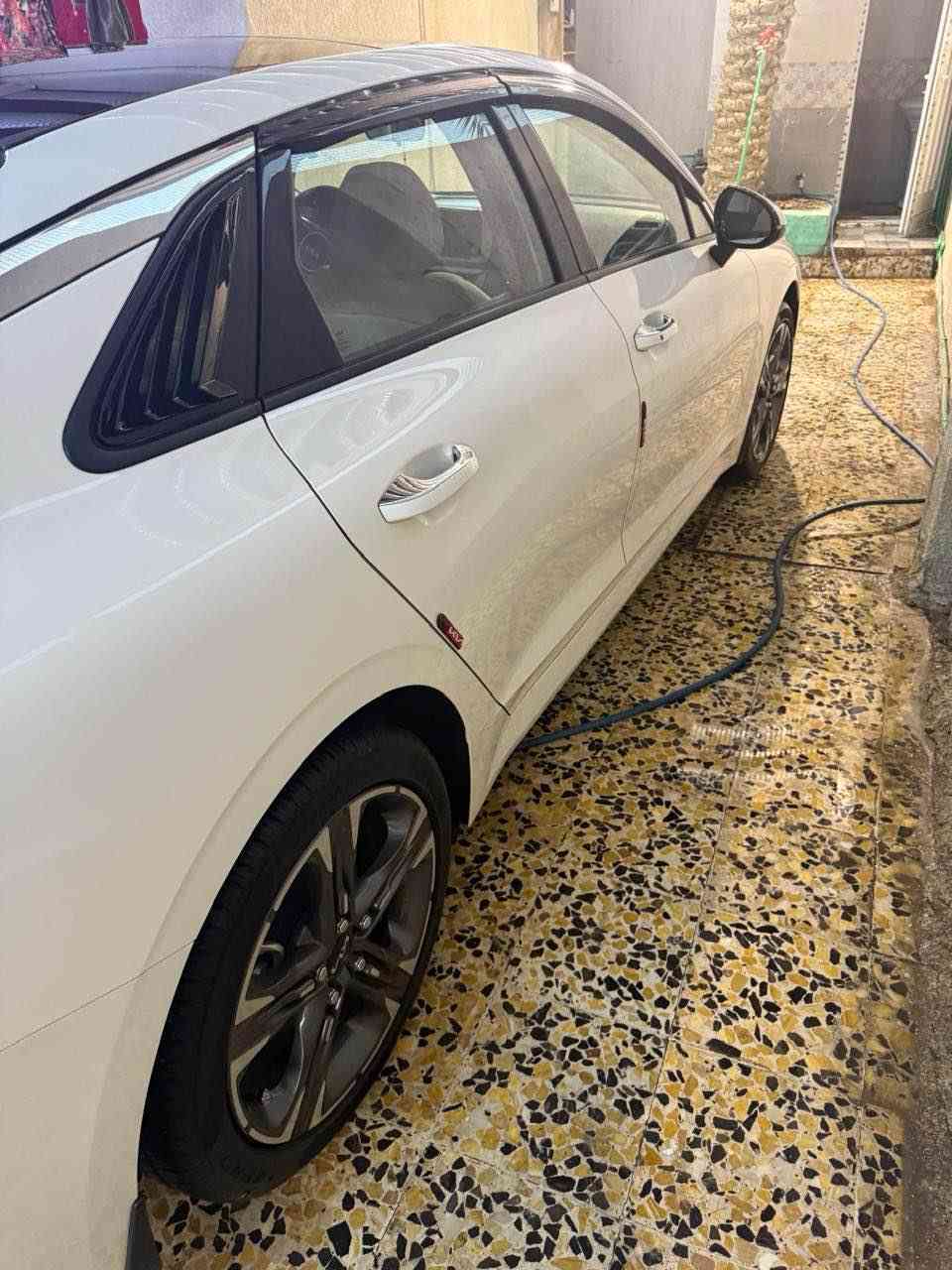 كيا k5خليجي مكفوله مديل 2023للبيع او مراوس بسوناتا 2025فول مواصفات 
بلوراما 
حساس خلفي امامي
دخول ذكي
داخل بيجي جلد +ارضيه جلد
بصمه 
صندوق ذكي 
بردات بلاد 
هندبريك كهرباء
شحن لاسلكي 
السعر 223مجال قليل
الاستفسار ع الرقم *********** البصرة, العراق
