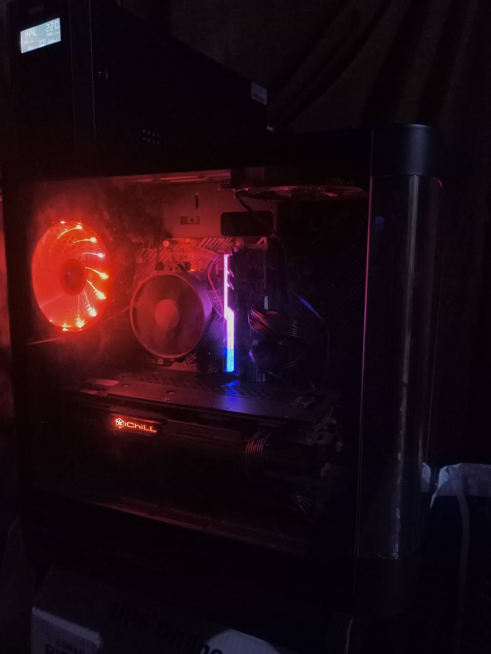 I3 10100f
Asus h510
8 gb ram 

Gtx 1060 6g ichill 
Power 650 

500 الف وبيه مجال 

يوجد توصيل 

***********

***********
