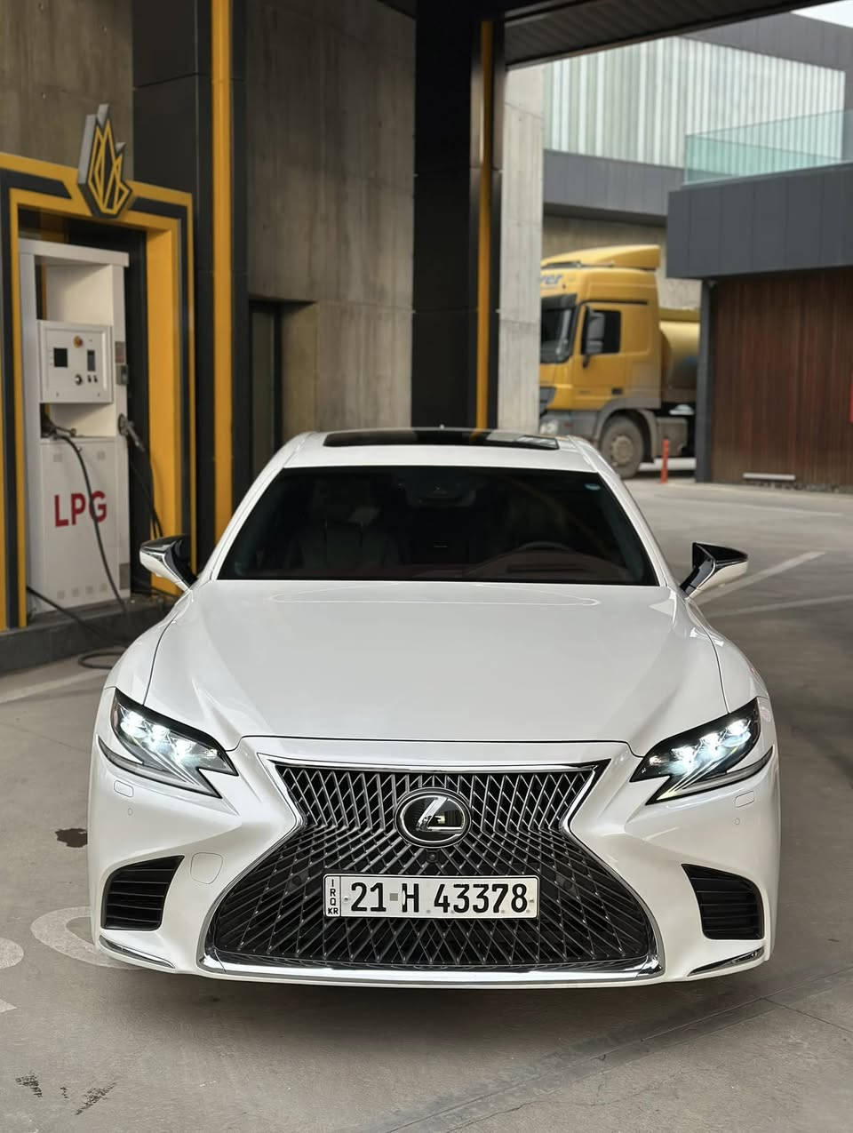 سلام عليكم نكدر نكول قطعه مميزه وراقيه وفخمه لكزس 2018. LS 500 حجم الكبير VIP. 6 سلندر توين توربو فول مواصفات خليجي شركة ساز مكفوله كفاله عامه بيبان شفط كامرات ٣٦٠ درجه شاشه خلفيه تحكم كامل ٥ بردات كشنات مساج داتشاو بيبان خزن لدات دواخل ٥ شاشات ردارات محيطيه سقف كنتارا. اخوان السياره مواصفاتها هوايه ميحتاج اكتبها كولها ارقام سنويه جديده راسن احولك مكان السياره السليمانيه السعر 477 
***********
