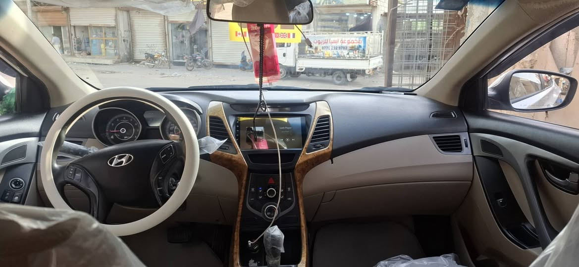 يا الله النترا خليجي ٢٠١٤ محرك ١٨٠٠ السياره جاهزه مكفوله من الظربه بيه ٣ قطع صبغ اثر تكشير السعر ٩٨ مكاني البصره التنومه***********  ملاحظه السياره بيه رصعات فوك الباب الوره موضح بل صوره البصرة, العراق
