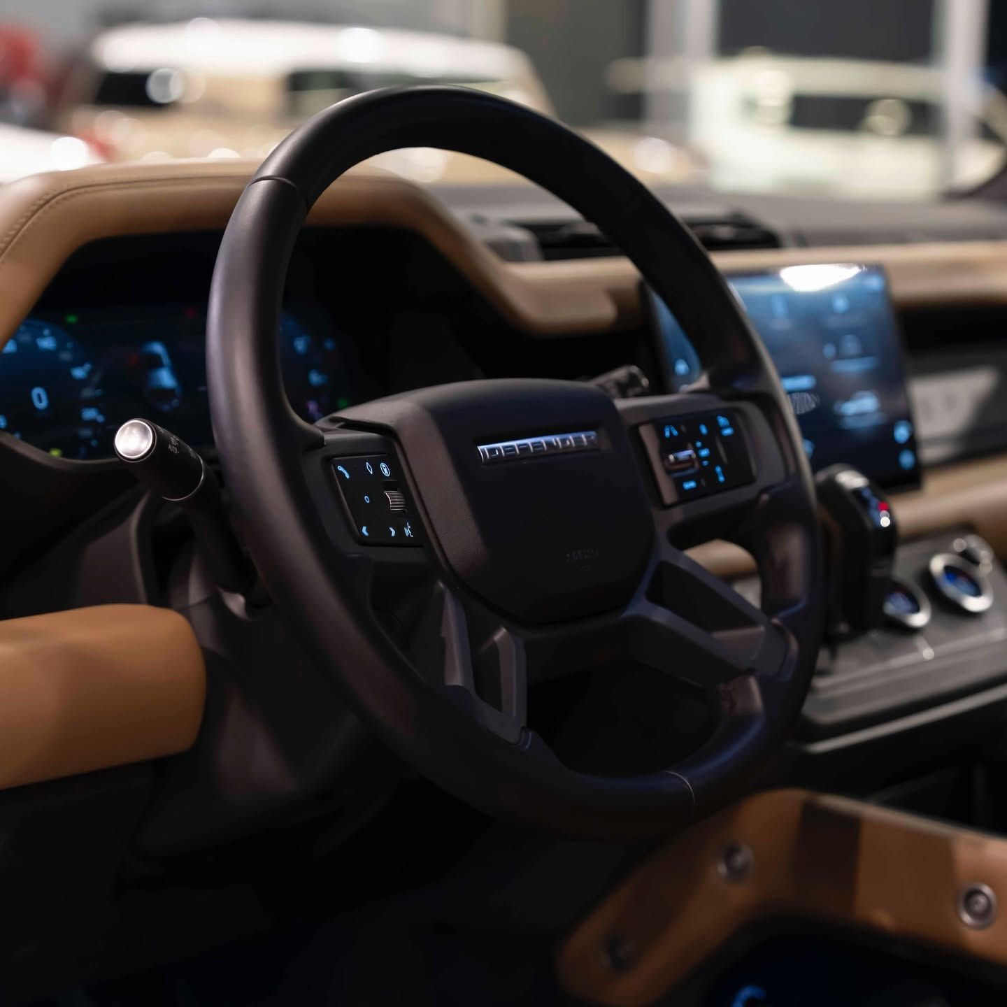 ‏Mansur cars 
عربي / كردى 
.   
النوع :  LANDROVER
الموديل :   DEFENDER  HSE P400
سنة  الصنع :  2025
المحرك : v6
ناقل الحركة :  AUTOMATIC 
نوع الوقود :  بنزين  
الحالة :   خليجي   سردار 
عدد الأميال  : 17,000   Km
‏#MANSUR_CARS_ERBIL_F1    
:::::::::::::::::::::::::::::::::::: 
درووستکراوی :- LANDROVER
مۆدێل :   DEFENDER HSE P400
ساڵ : 2025
بزوێنەر :V6
بگۆری بزوێنه‌ر :  AUTOMATIC 
سوتەمەنی :  بنزين 
دۆخ :خليجي سردار 
ماوەی رۆشتوو :  17,000    Km
‏ ‏#MANSUR_CARS_ERBIL_F1  
:::::::::::::::::::::::::::::::::::: 
‏‎‏‎🗺️ العنوان: ERBIL- 40m STREET 
‏ / MANSUR CARS
‏‎‏‎📱 للاستفسار يسعدنا تواصلكم معنا على الأرقام التالية
‏‎‏‎📱بۆ زانیاریی زیاتر خۆشحال دەبین بە پەیوەندیتان بە ژمارەکانی
 
***********
***********
