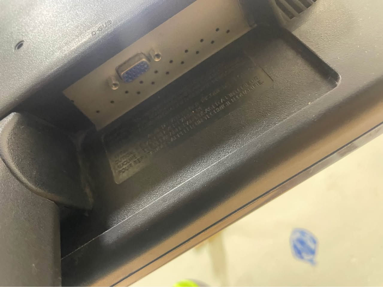 مرحبا 
مكلف بالنشر
دسكتوب hp
المواصفات بالصور
معاه كيبورد
وماوس ريزر اصلي
وسماعات مكتبية
وups 
الهارد ٥٠٠
نقص فقط باب الكيس بغداد, العراق


**إذا كنت صاحب هذا الإعلان وتريد حذفه لأي سبب، رجاءا أرسل رسالة إلى الدعم الفني**