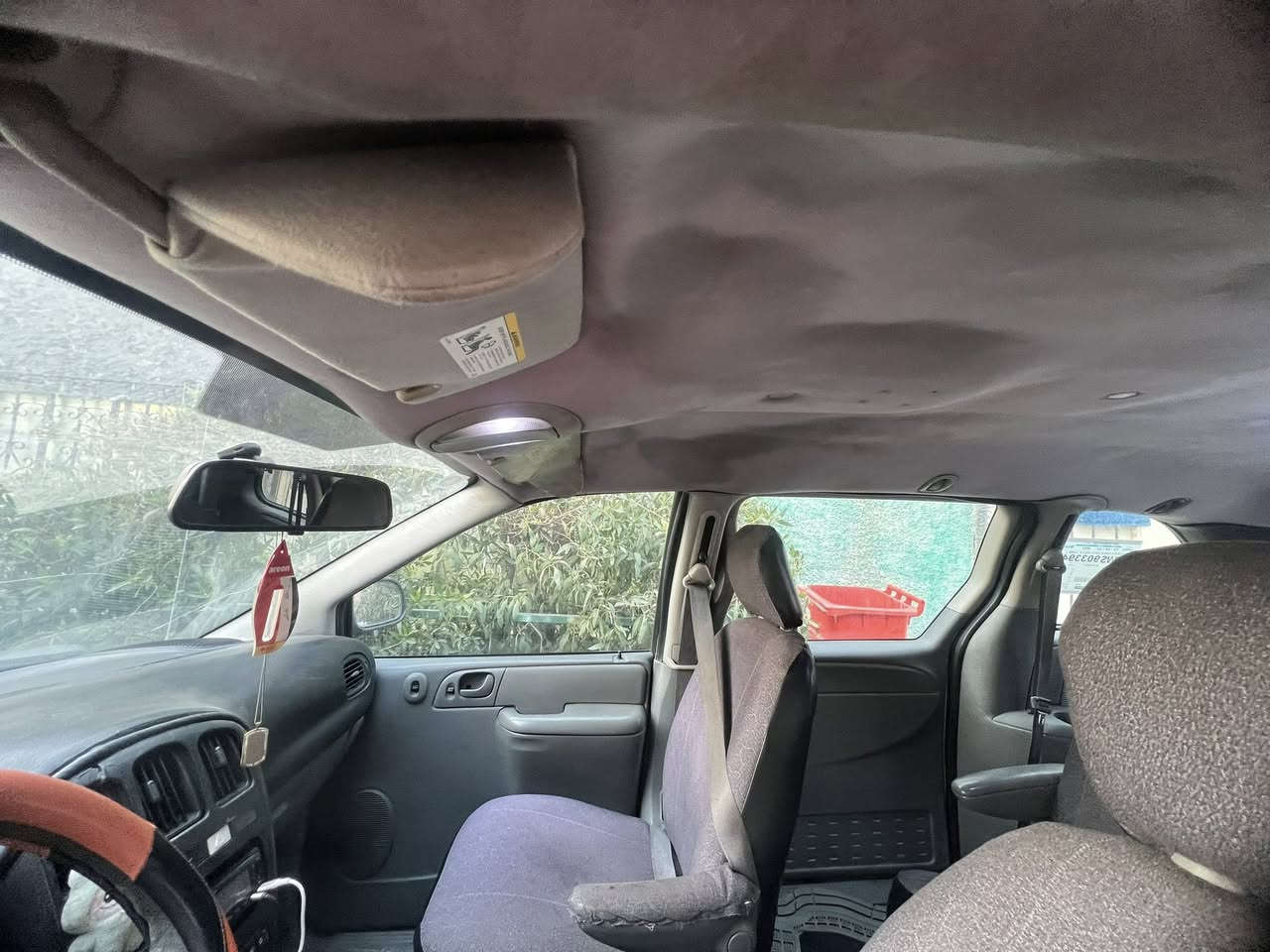 السلام عليكم
من رخصة الادمن

للبيع دوج كرفان 2007 

🚐 دوج كرفان
📅 موديل 2007
🪑 7 راكب
⚙️ بتره
🎨 اللون رصاصي
📄 رقم بغداد / مشروع وطني
📝 سنوية باسمي – تحويل مباشر

✅ مكفولة من صبغ وتبديل
✅ تخم تايرات أمامي
✅ الخلفيات نظيفة
✅ جام كهربائي

السيارة مرتبة وجاهزة للاستخدام، مناسبة للعائلة أو الشغل،
🔍 جاهزة لأي فحص

💰 السعر: ٦٥ 
↔️ بيها مجال بسيط للجادين

📞 رقم الهاتف: ***********
