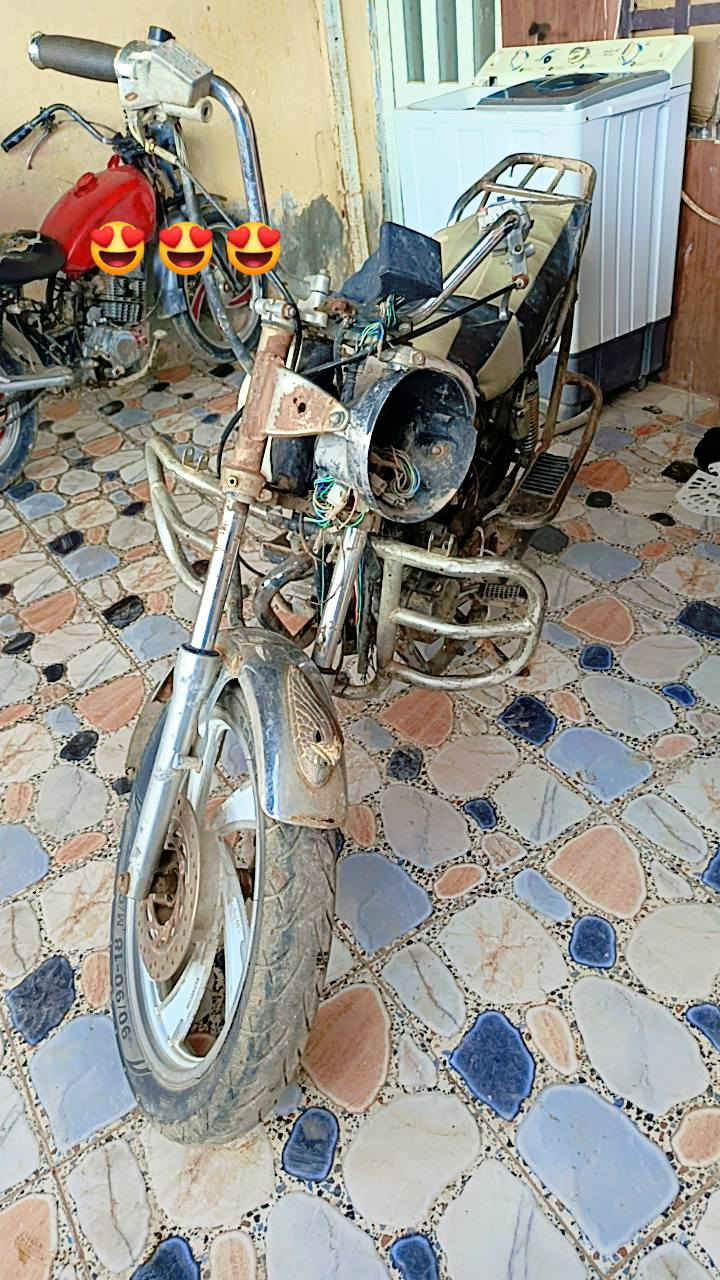 دراجه جني البيع شقاله السعر إب ١٦٠ و بيهه مجال العنوان بعقوبة المفرق  راسني خاص أو اتصل عل هاذا أرقم ***********
