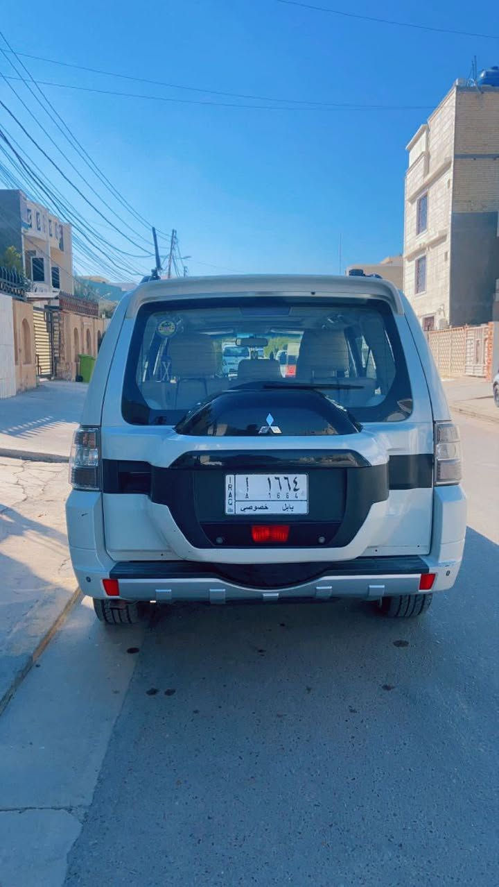 السلام عليكم 
باجيرو موديل 10 وارد خليجي حبتور  رقم مميز 🔥🔥
مكفوله كفاله عامه من الصبغ
كير مكينه  وتبريد سياره من الدعاميه للدعاميه مابيه اي نقص كفاله ✅🔥
مواصفات الفول واحد على واحد1/1 مواصفات الحبتور المعروفه الفول 
1- فتحه سلايد روف
2-دمام اصلي 
3-شاشه 
4-حساس خلفي 
5-كشنات جلد 
6-كشنات كهرباء 
7-تحكمات ستيرن 
8-لد نهاري
9-مري كهرباء 
10-اشاير بل مري
11-يدات كروم
12-ثلاث قطع تبريد 
13-سبعه راكب
14-فور ويل 4*4 
15-دبل كير 
16-محدثة 2015
17-هاي صور همين قبل التحديث

مكاني بغداد  
السعر:160وبي مجال 
***********
