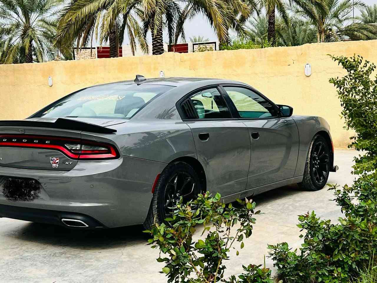 #سعر_مناسب_جدا 
جارجر 2018 اصل لون اسمنتي مميز 
تو ويل رقم بغداد بااسمي 6سلندر3600 فول مواصفات عدا الفتحه غني عن التعريف وذكر التفاصيل والمواصفات السيارة ضررها جاملغ خلفي فقط من امريكا والباقي كفاله وهنا بالعراق بيها بارد بالباب الخلف الصدر مكفوله من الصبغ السيارة عدا قطعه وحده فقط الجاملغ الخلفي صبغ والباقي كفاله وسونارها موجود
السيارة معروضه 189$وبيها مجال بسيط الشراي يتصل وعيوني اله
***********
