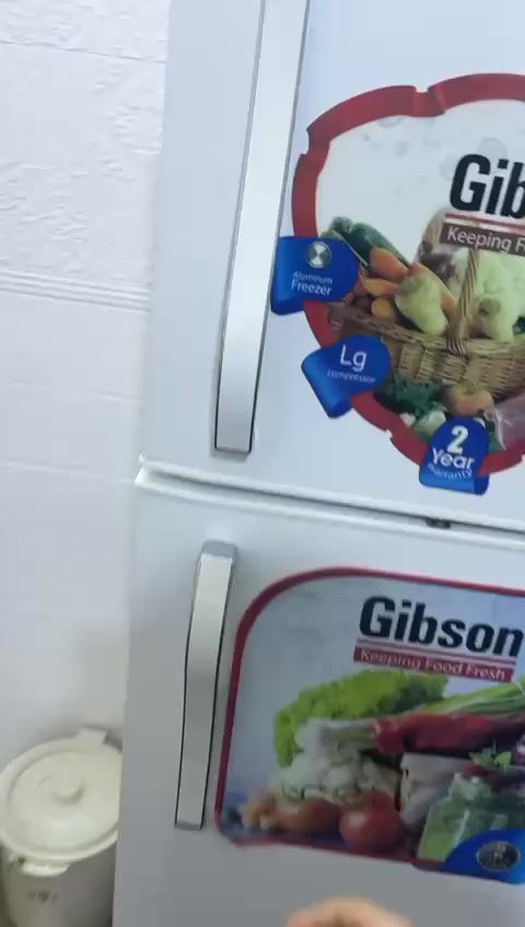 ثلاجه البيع نضيفه منعه كلمه باقي تفاصيل نتصل ***********
