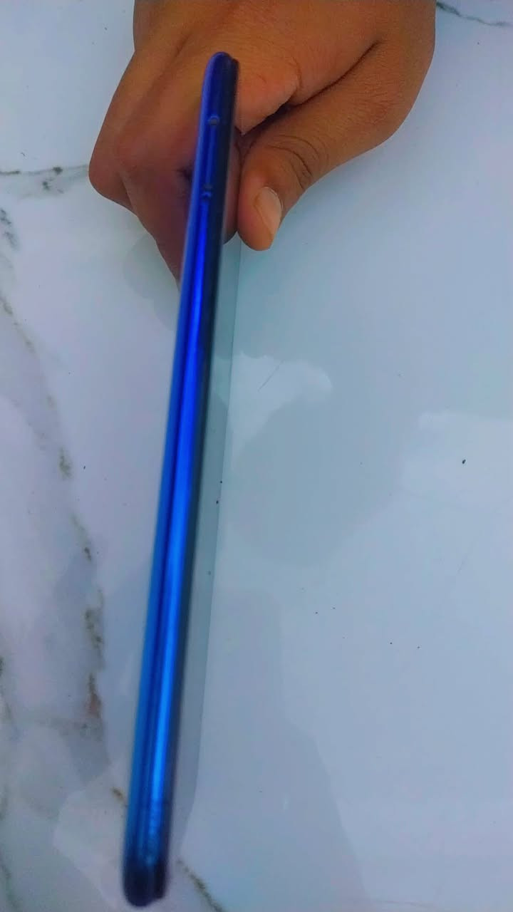 سلام عليكم  تكنو سبارك ٤ ذاكره ٦٤ دبل سيمكارت جهاز نظيف مال بيت مامصلح مكفول 
السعر:٨٠ بي مجال 
مكاني:بغداد مدينة الصدر


**إذا كنت صاحب هذا الإعلان وتريد حذفه لأي سبب، رجاءا أرسل رسالة إلى الدعم الفني**