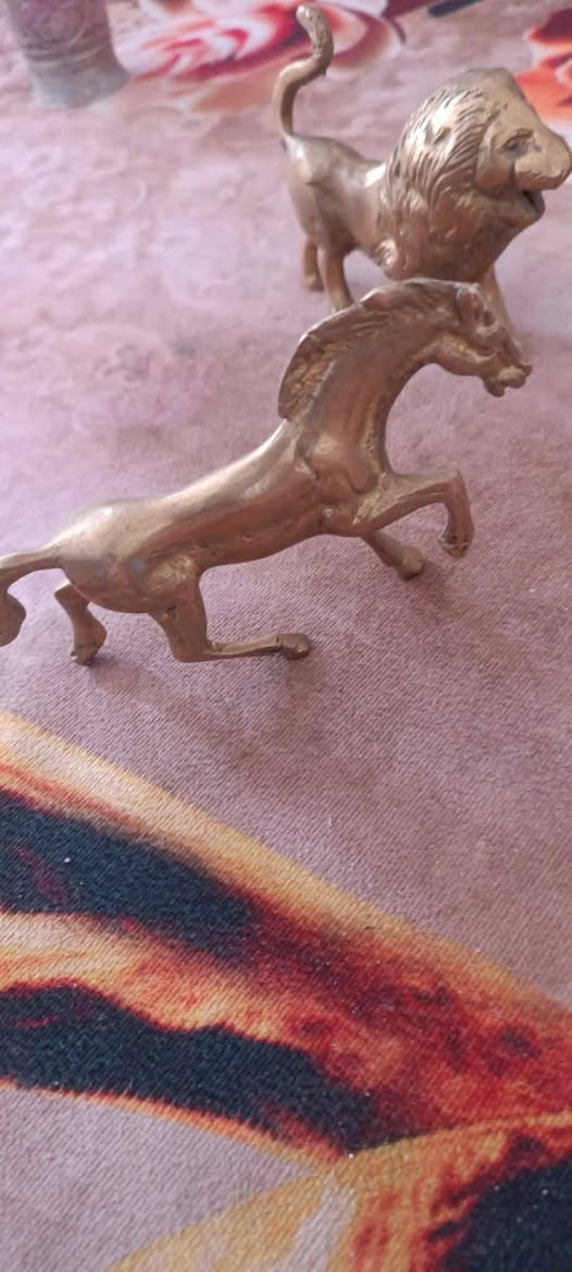 انتيكات   للبيع. قطع اصلية  ثقيلة وراقية للبيع قيم وانطي سعرك وتدلل وتوصيل موجود


**إذا كنت صاحب هذا الإعلان وتريد حذفه لأي سبب، رجاءا أرسل رسالة إلى الدعم الفني**