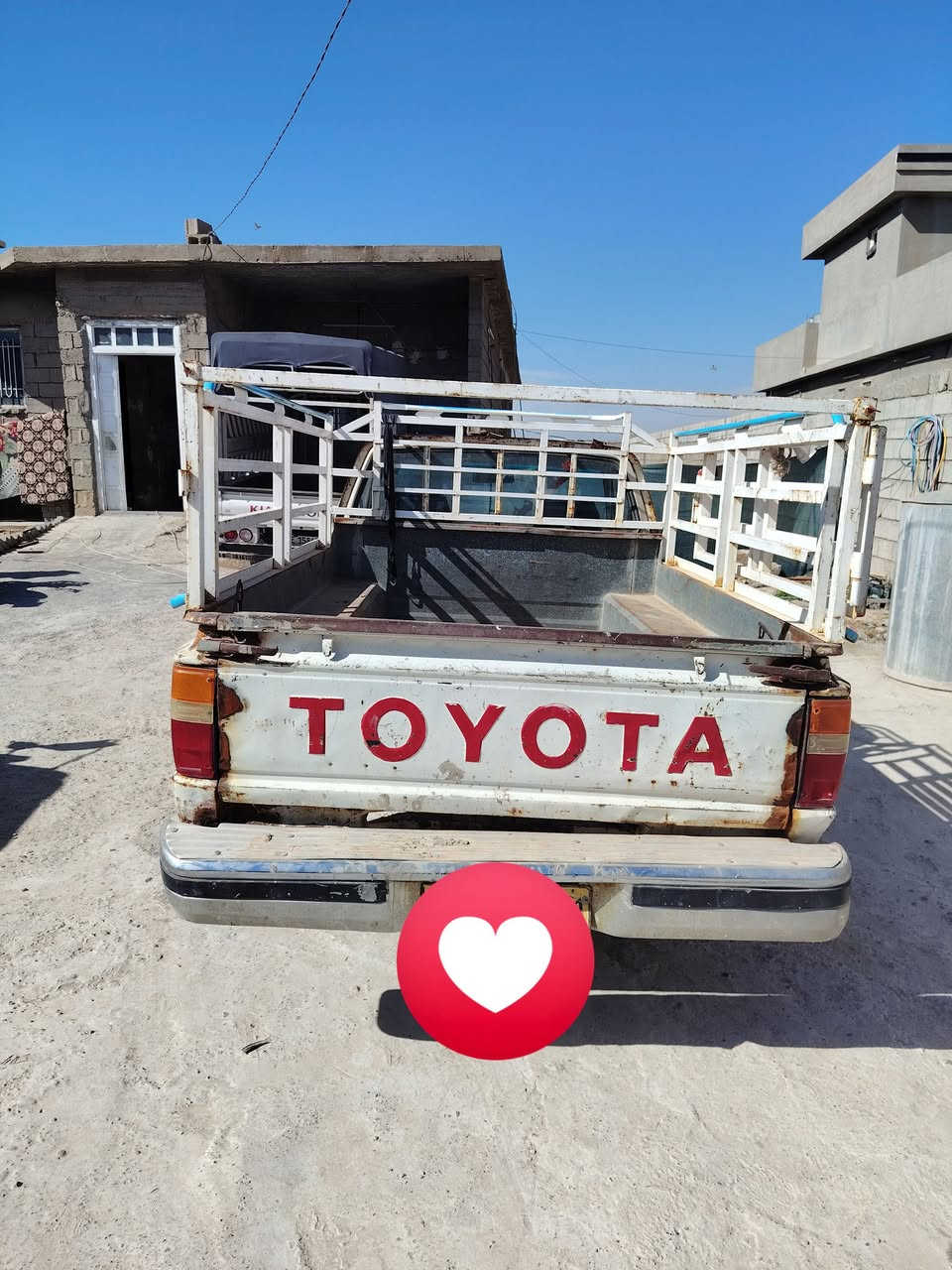 السلام عليكم سياره للبيع موديل 85سياره خير من الله مكينه كير اكسل سيدان سياره حلو او جاهزه المحجل ويه كهرباايات كله شغاله السعر خاص👑 *********** خبرني او تدلل ♥️👑
