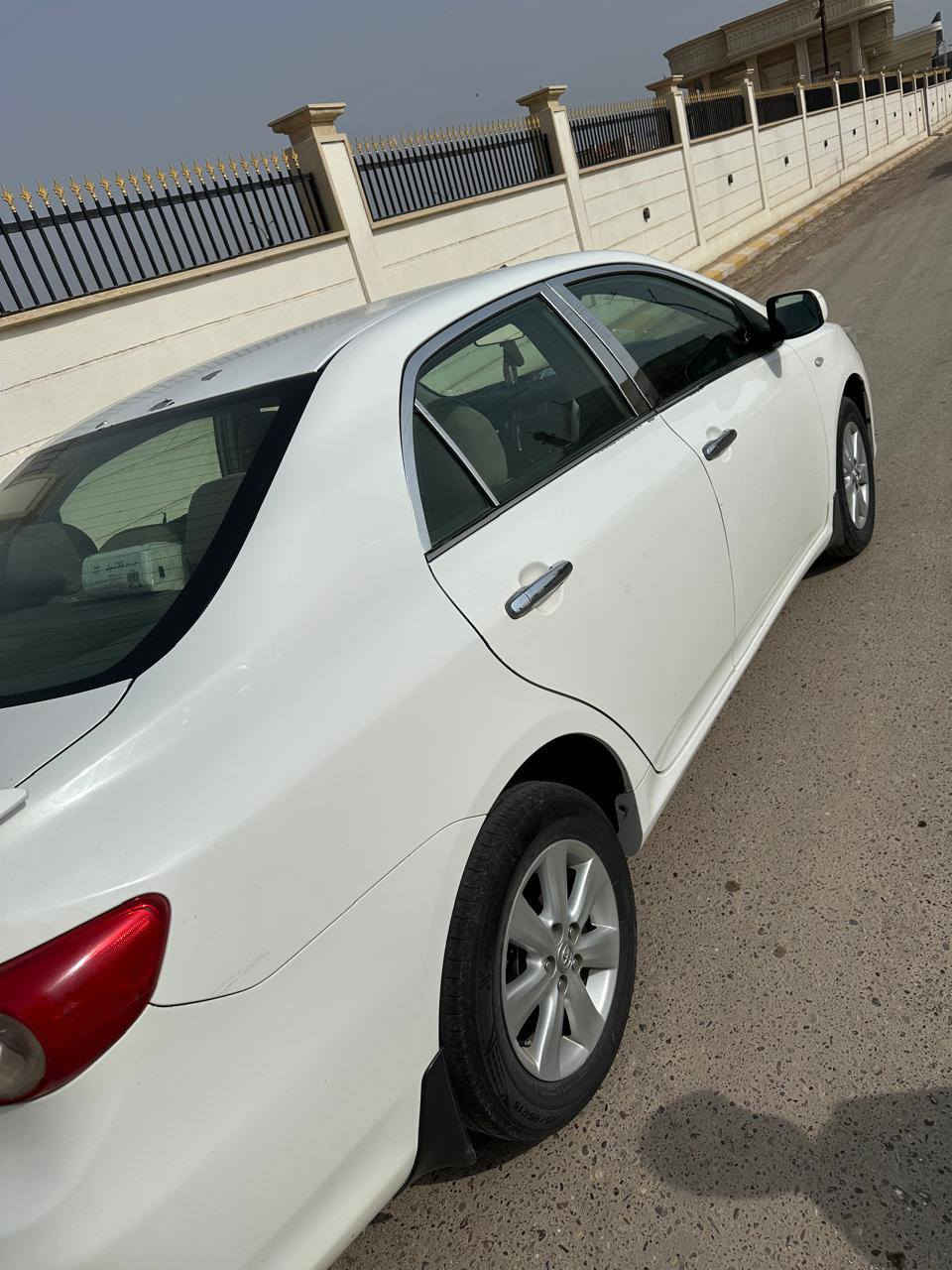 سياره للبيع نوع كورلا موديل ٢٠٠١١ رقم بغداد تحويل مباشر مكينته ١٨٠٠ سياره كفاله عامه من الصبغ والتبديل تبريدةثلج صدر جديد تخم تاير سياره خير من الله للاستفسار***********
