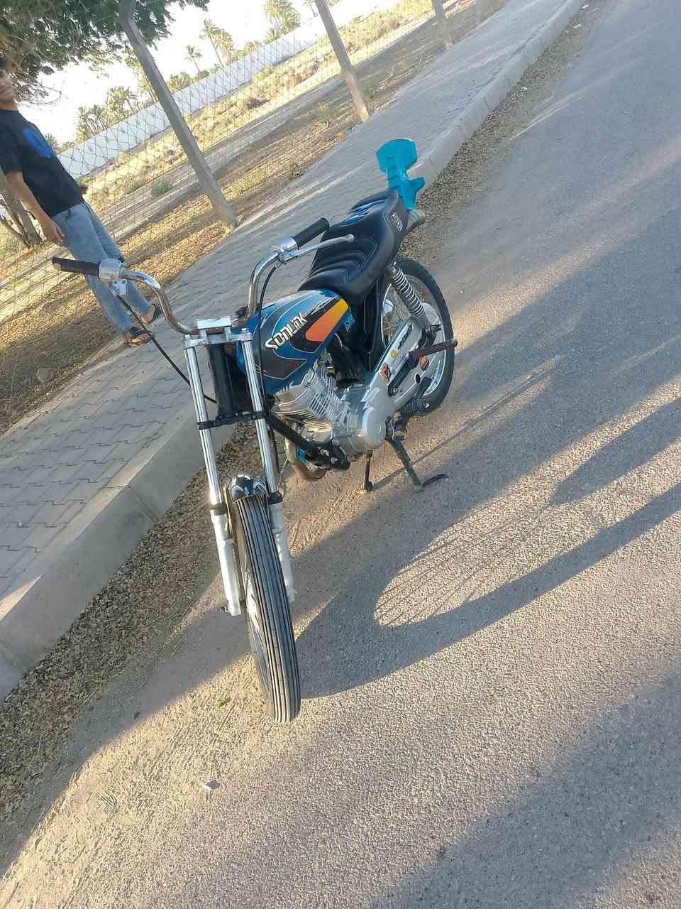 للبيع خابرني ودلل ***********
