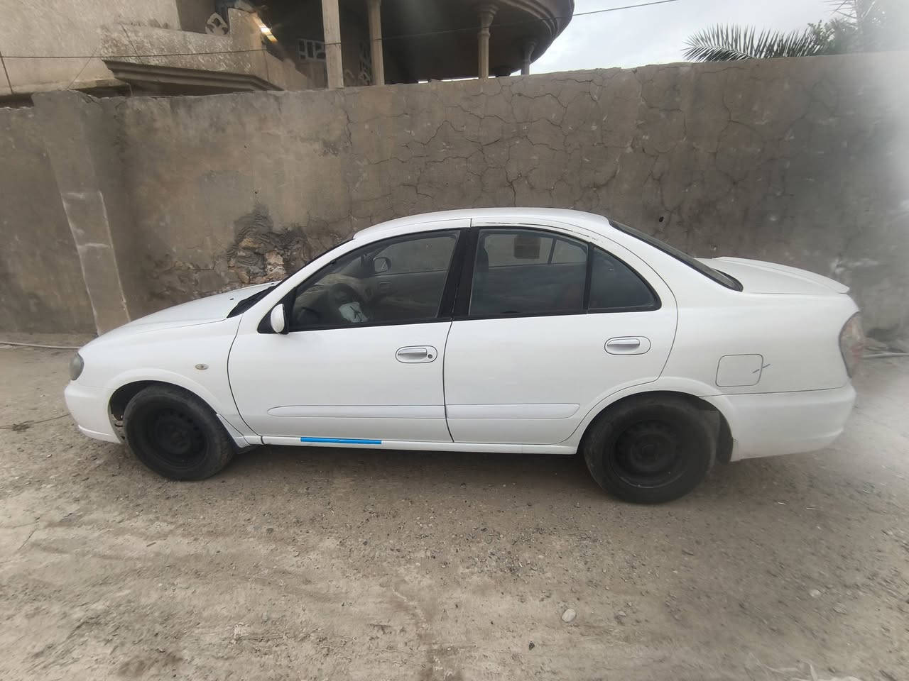 سني موديل 2010 ياباني محرك اسود رقم اربيل
ضررها بسونار بصور موجود مكانها بيجي سعرها 90 بيه مجال 
باقي تفاصيل دك على رقم ***********
