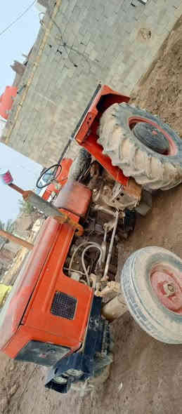 سلام عليكم مكينه موديل 83مكينه كبل الكراب محرك صدر كله جديد مكان عماره قضاء الكحلاء رقمي ***********
