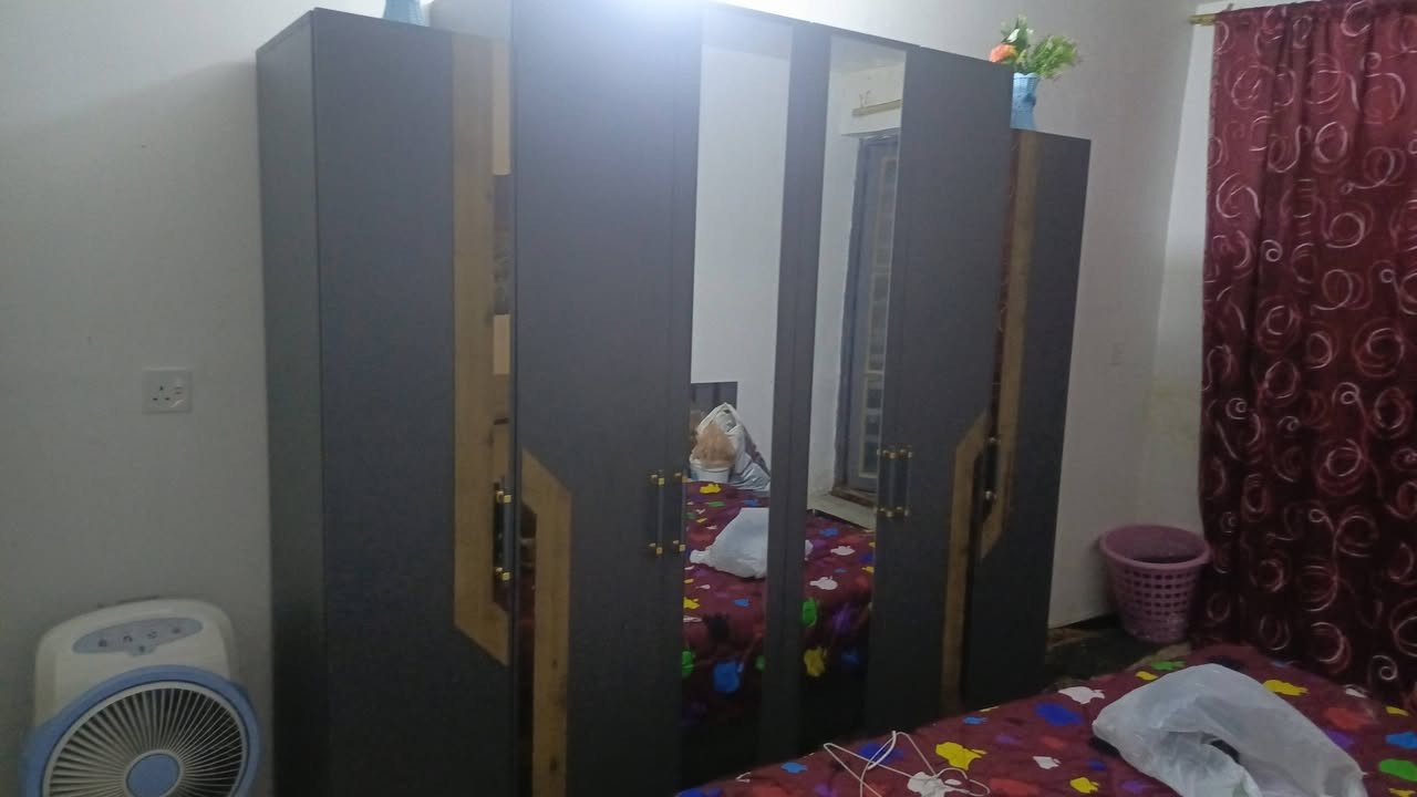 غرفه نوم تركيا مع دوشك السعر ب 400الف 
المكان بغداد البياع خاص


**إذا كنت صاحب هذا الإعلان وتريد حذفه لأي سبب، رجاءا أرسل رسالة إلى الدعم الفني**