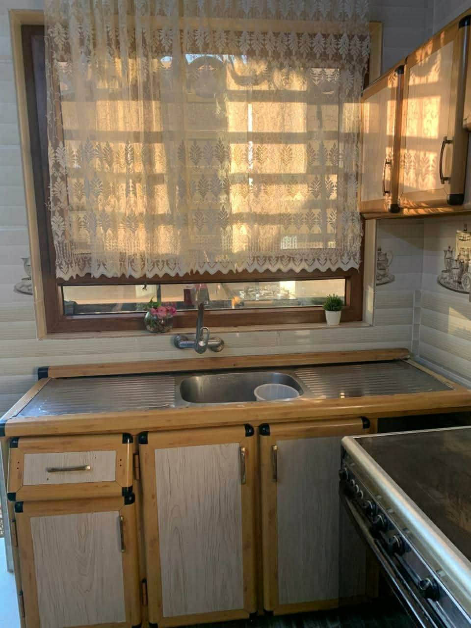 كاونتر للبيع ب320 للاتصال ع *********** كركوك, العراق
