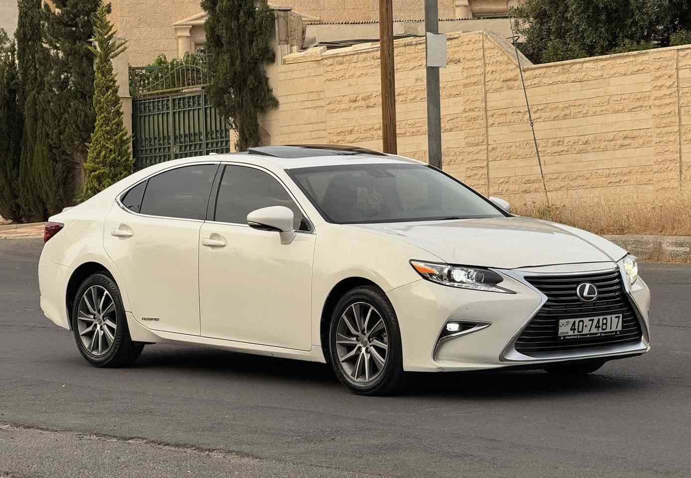 Lexus Es300 2016
لكزس ES300 موديل 2016 اصلي فحص كامل فل كامل 7 جيد وارد امريكي كلين تايتل لون ابيض لؤلؤي

ورقة الفحص مرفقة مع الصور 

‎فحص الهايبرد والبطارية والايرباغ فحص كامل

‎نظام الكتلايزرات الاصلية موجود

السعر:18900 

‎للتواصل 0798202996

‎الاضافات:

‎محرك 2500Cc هايبرد قوي واقتصادي 
فتحة كريستال 3 حركات 

‎ كراسي جلد كهربا لون بيج

‎شاشة اصلية مع نظام صوتي JBL
ماوس للتحكم بالشاشة
‎تحكم طارة كامل 

جنط عدد 4 قياس 17 كروم مع كوشوك جديد

‎مثبت سرعة
‎بصمة تشغيل وبصمة على الابواب الامامية والخلفية 
‎انظمة قيادة 
Eco
Power
Normal 
Airbags اكياس هوائية
‎نظام بريك ABS
‎سنتر الشركة 
‎والعديد من الاضافات لم يتم ذكرها 
‎سيارة من افخم وارقى السيارات

‎ماتور جيد 
‎‏‎الجير جيد 
‎‏‎هايبرد فحص كامل
‎‏‎الله يبارك لصاحب النصيب
سيارة وكالة بمعنى الكلمة
‎للاستفسار 0798202996


**إذا كنت صاحب هذا الإعلان وتريد حذفه لأي سبب، رجاءا أرسل رسالة إلى الدعم الفني**