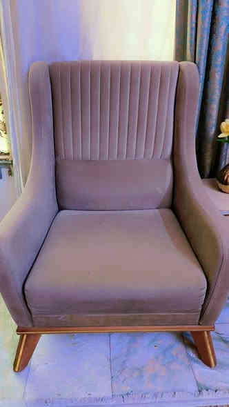 ثلاجه 500
سبلت ٤٠٠
براد ٧٥
ساعه ٢٠
لوحه ٢٠
ميز والبلازمه ٥٠على النت
الفرشه ٢٠
طباخ١٢٠
سبلت طنين سعره ٣٠٠
غساله وتماتيك ١٠٠
تخم ٤٥٠
الاتصال ***********
العنوان بغداد الزعفرانيه
