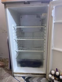 ثلاجه ١٠قدم • مستعمله • بغداد