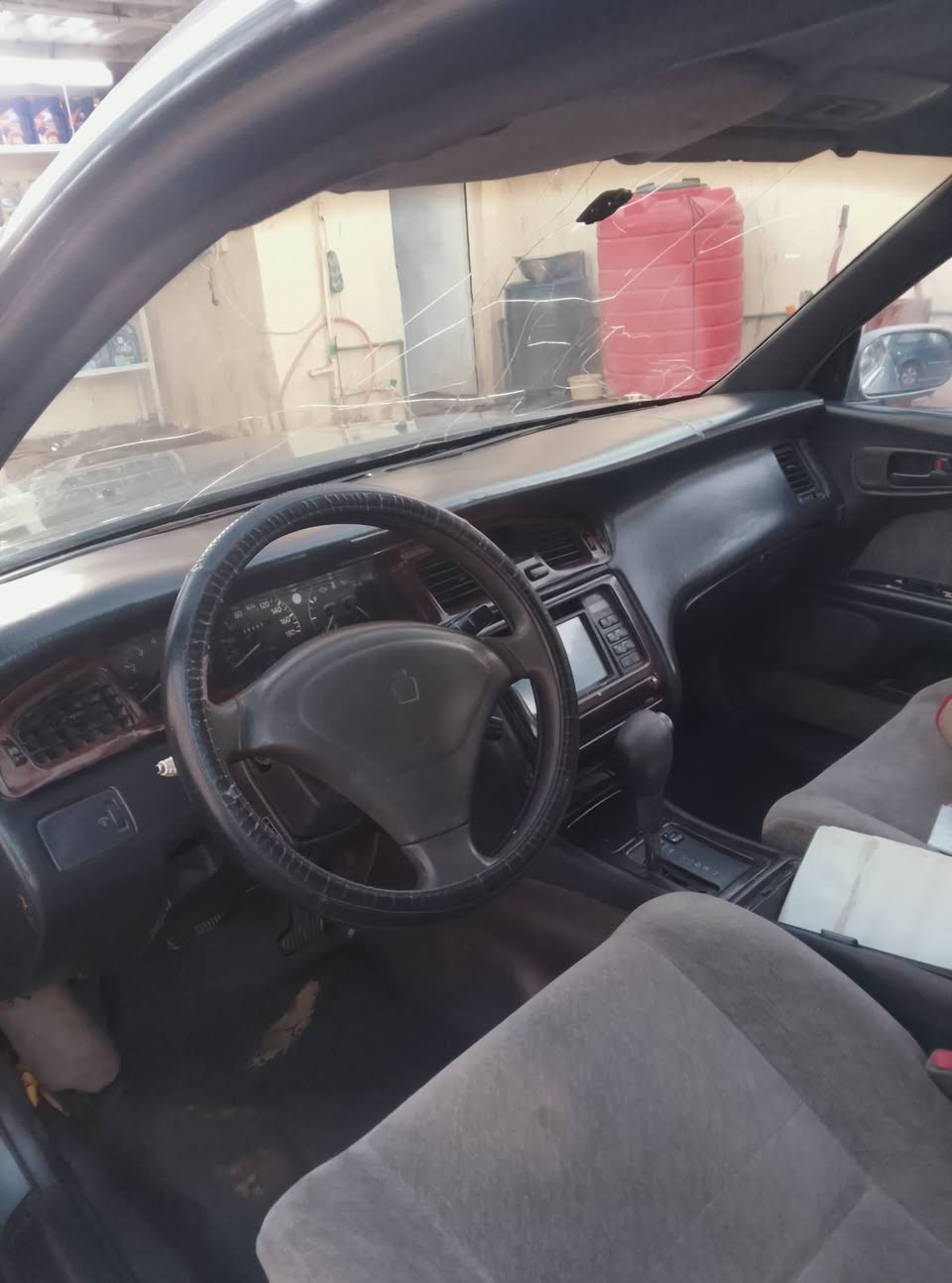 سلام عليكم سياره بطه موديل 1995
سنويه بعدهي مامنتهيه
رقم انبار مشروع وطني راعيه بلعماره 
حداديه جديده تبريد شغل 
***********
