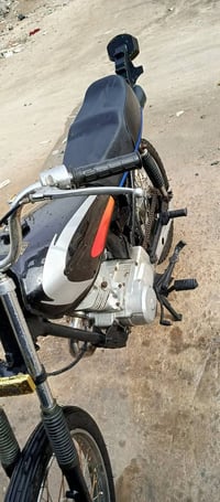 دراجة • للبيع • رايدها