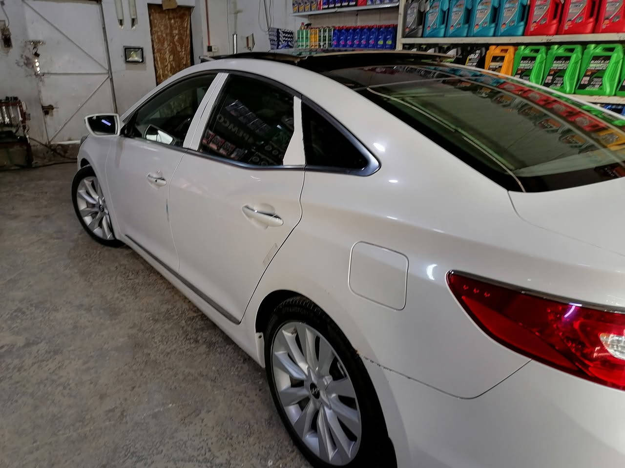 السلام عليكم
ازيره موديل 2013 خليجي فول
رقم بغداد بسمي بيه جاملغ امامي صبغ فقط صبغ
السياره احلا من الصوره تخم تاير جديد حداديه جديده
تدفئه الكشنات محرك كير تبريد مكفولا
حساسات امامي خلفيه شغالات مانع انزلاق
بردات خلفيه عدد 3 داخل قرميدي
*********** اتصل وبيك خير وتدلل
