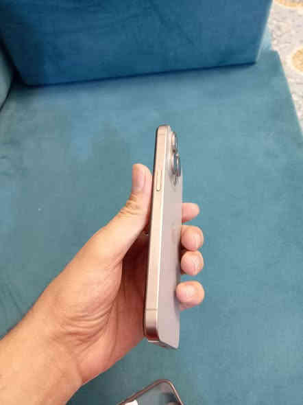 السلام عليكم أيفون 15 برو ماكس 
بطارية ٨٩٪؜

الجهاز كلش نظيف 

كفالة من كلشي 

سعره مليون و٢٢٥
مكاني الناصرية 
***********
