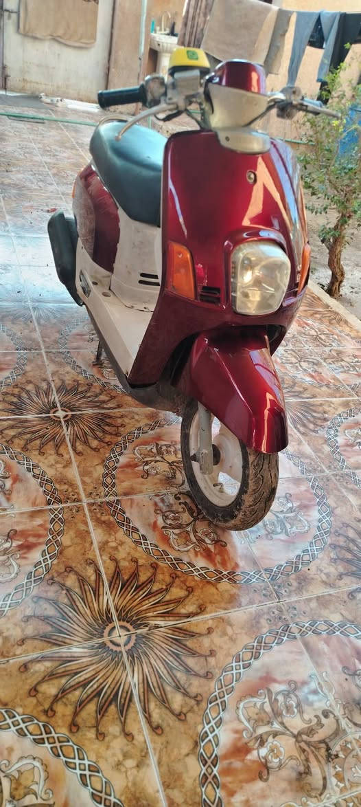 سلام عليكم بوليسي موديل 2010 محرك بلاد برغي ممفتوح تخم تاير كهربائيّات سلف مكينه خرسه سعره 370 وبيه مجال هذه مو سعره بس محتاج عنوان ديالى غالبيه رقم الهاتف *********** خاص مغلق
