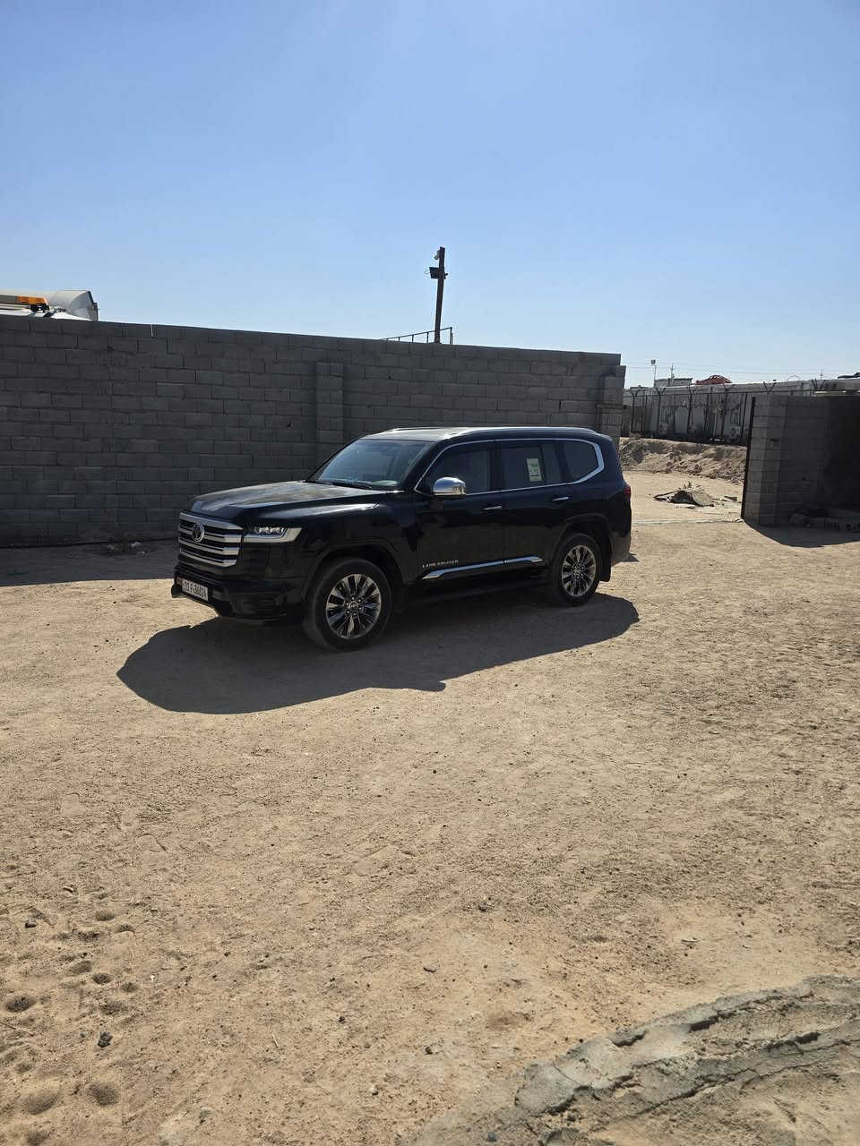 سلام عليكم لاندكروز VXتنفس تبرين كشنات 4قطع كشنات6كهربائي راداركامرت محطيه
***********
