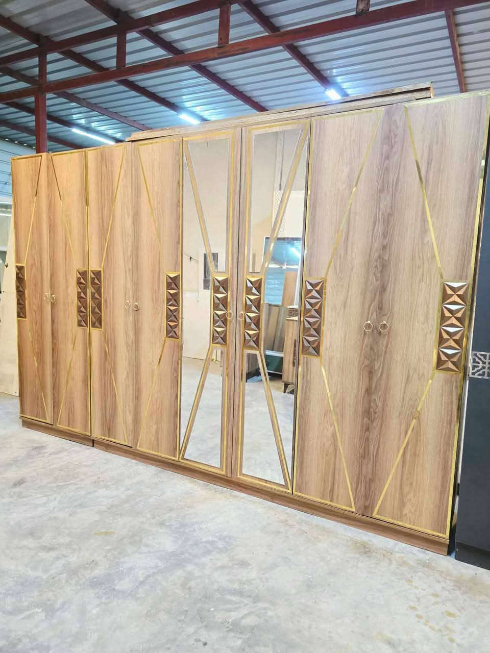 غرفة نوم مستعملة🇹🇷
موديله حديث 💥
 نضافة90 ٪💯
عدد القطع / 10 
بيه كنتور طفل اضافي بابين 💥
شازلون / مخزن 📥
نضام / أبواب 💢 
سعرها / 850 قفل 🔒💸
شد ونقل داخل بغداد مجاني🚛
يوجود توصيل محافضات 🚛


**إذا كنت صاحب هذا الإعلان وتريد حذفه لأي سبب، رجاءا أرسل رسالة إلى الدعم الفني**