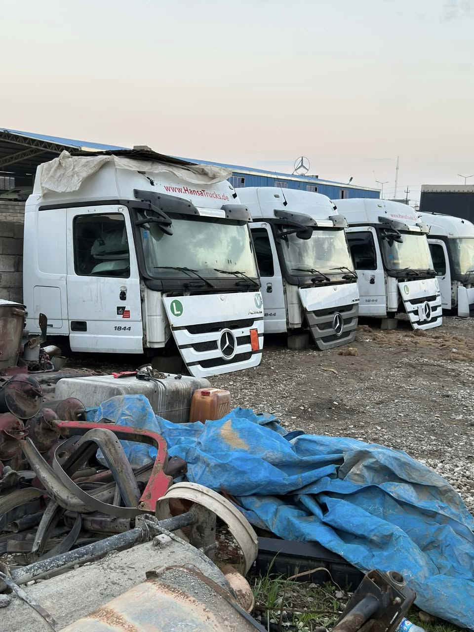 معرض المشارق
موصل طريق اربيل قرب ناحية برطلة  
كصات اكتروس 2012 2013
بيع جملة 
‎ *********** واتساب
***********
