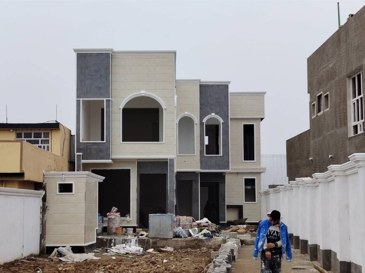 الحمد لله  اكمال أحد أعمالنا   💙 نعمل جميع الديكورات الحديثة الخارجية 👍والداخلية  والجبسن بورد ...
تصميم وتجهيز وتنفيذ👍 
الديكور والفوم الخارجي  و المرمر تطعيم انواع الواجهات الحديثة ضمان العمل 10 سنوات 
 قحطان الجميلي *********** 
مرتضى الصباغ ***********
ملاحظة نعمل جميع المحافظات
