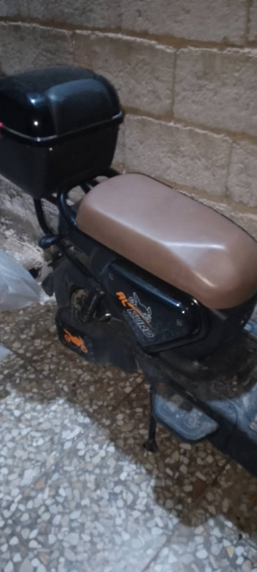 شباب دراجه شحن للبيع السعر 950وبيه مجال الشراي وتدللون هاي دراجه عليه عرض للطيبين قطعه تخبل كروب دراجات شحن في العراق


**إذا كنت صاحب هذا الإعلان وتريد حذفه لأي سبب، رجاءا أرسل رسالة إلى الدعم الفني**