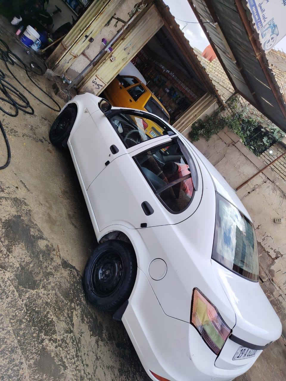 السلام عليكم.
 ساينا موديل 20 رقم كربلاء باسمي مكاني كربلاء هزه جديد غرامات مصفره كير مكينه كفاله بيهة بس جاملغ الامامي الكنر مالته  ودوسه مال باب . شادلهة شاشه كار بلي وكامره صدر جديد تايرات جدد تبريد تدفئه كل الكهربائيات شغاله ما بيهة اي نقص السعر 60 ورقه وبيهة مجال قليل. للتواصل ***********
