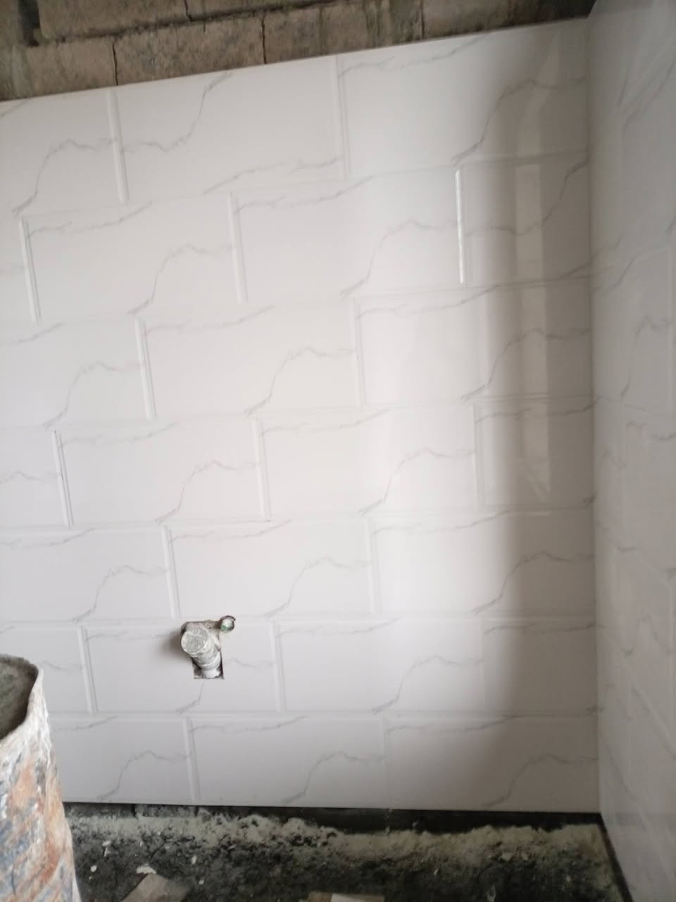 السلام عليكم
يوجد كادر سيراميك مكون من اربع خلفات شغل درجه اولى باسعار مناسبه جدآ الاتصال على الرقم. 

***********
